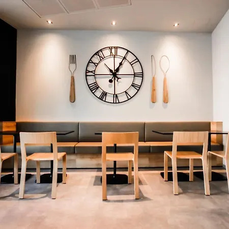 Szálloda Ibis Paradiso 3*